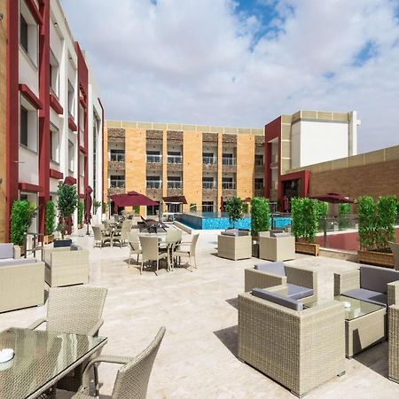 Best Western Plus Al Qurayyat City Center 외부 사진