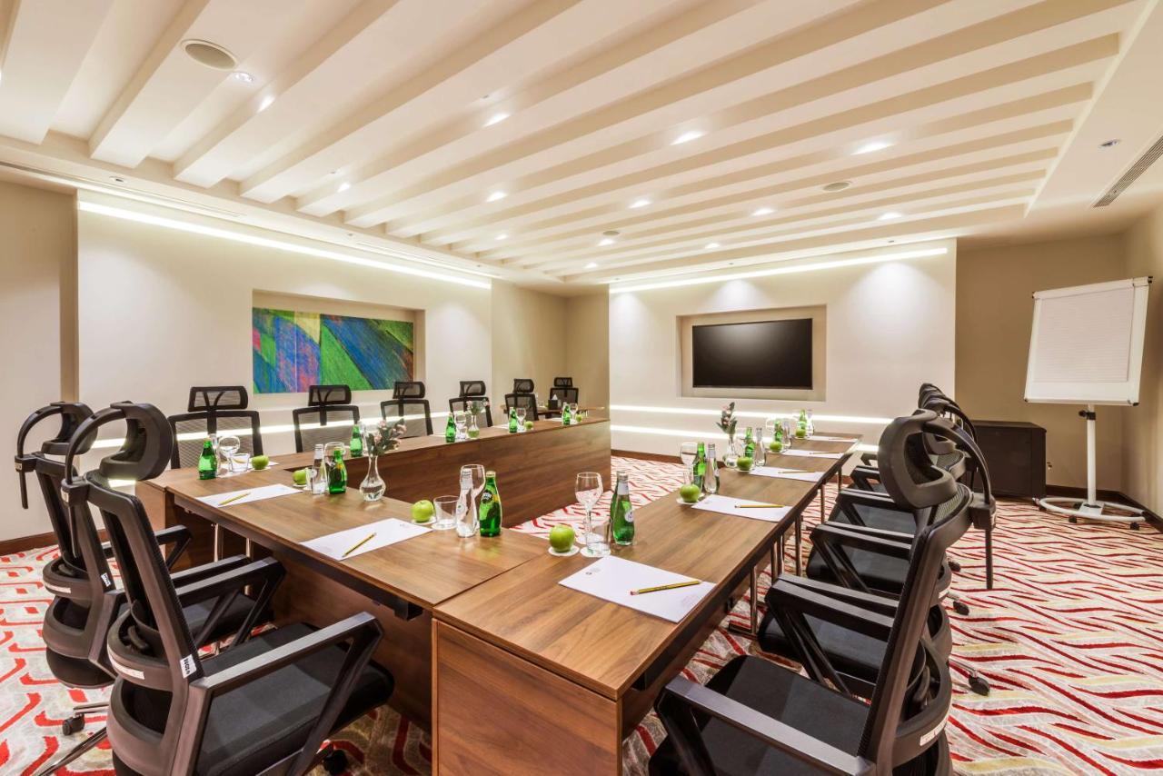 Best Western Plus Al Qurayyat City Center 외부 사진