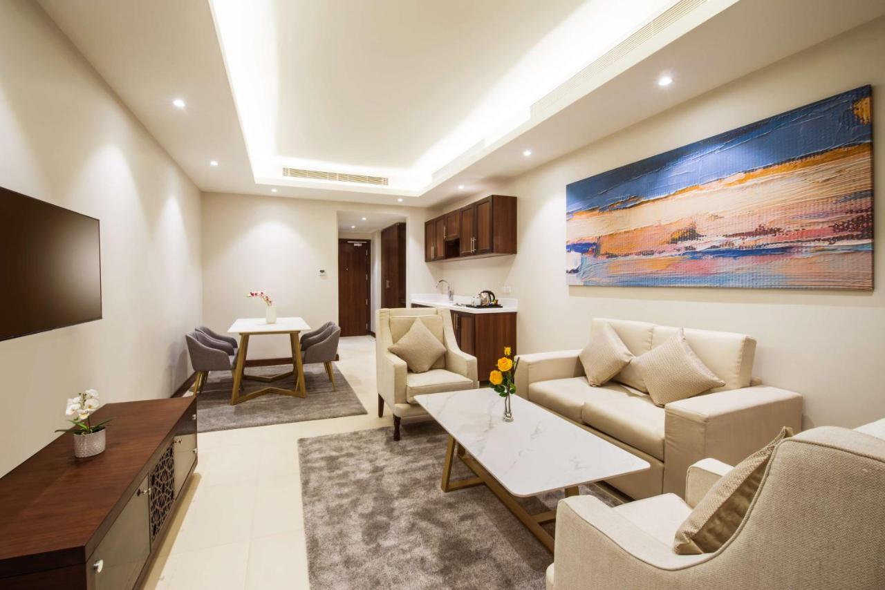 Best Western Plus Al Qurayyat City Center 외부 사진