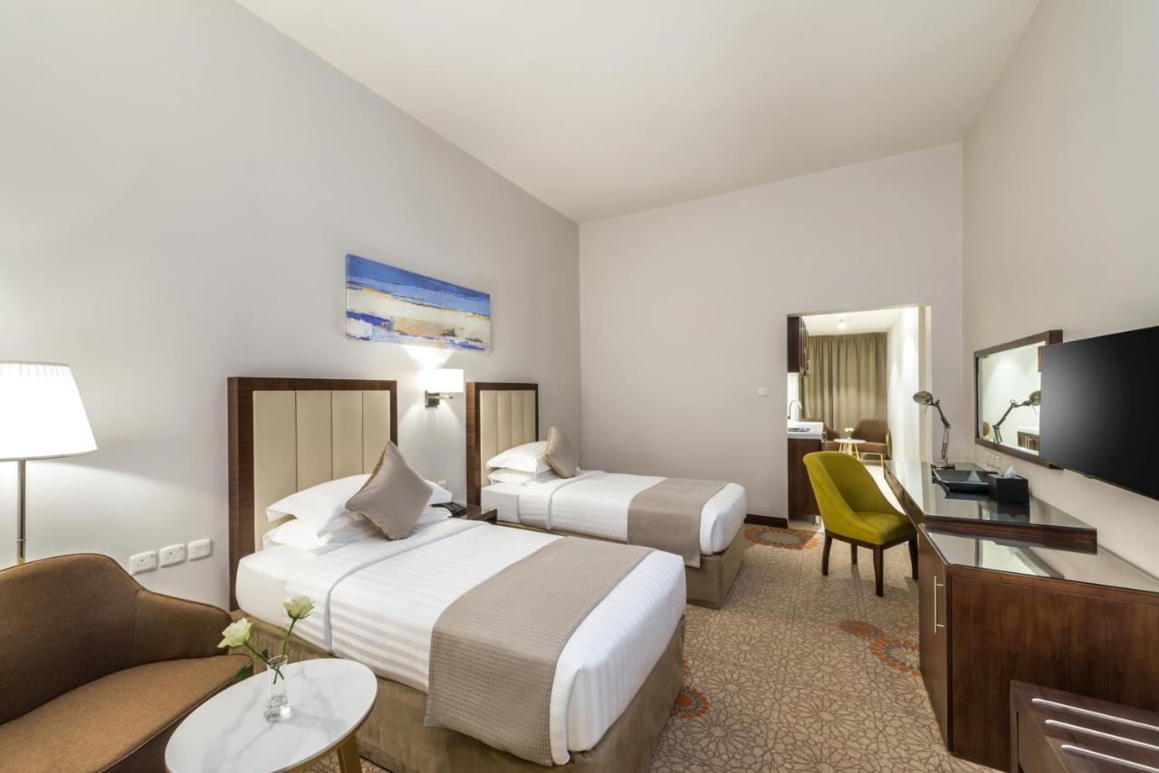 Best Western Plus Al Qurayyat City Center 외부 사진