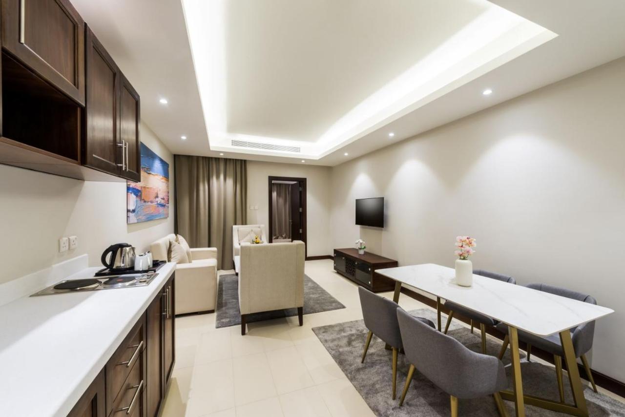 Best Western Plus Al Qurayyat City Center 외부 사진
