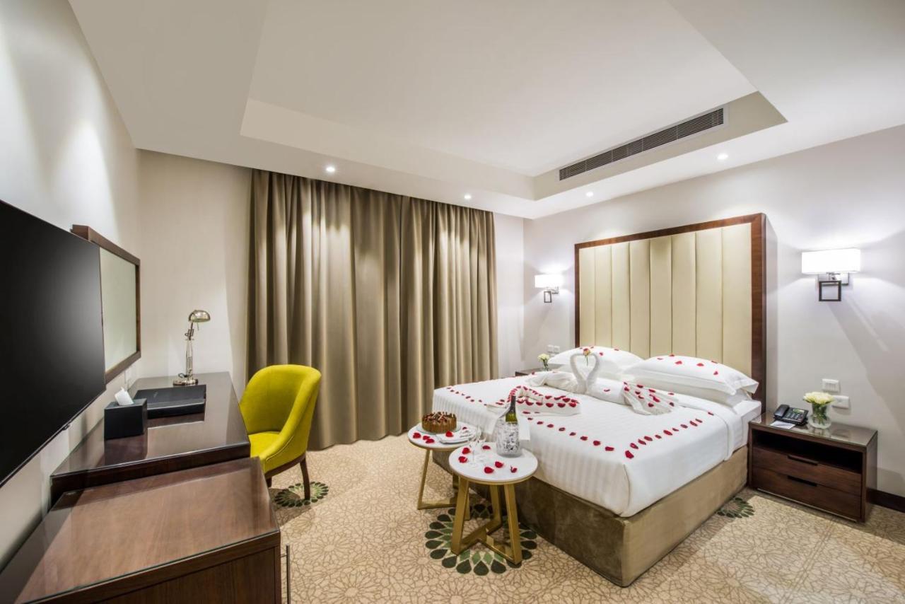 Best Western Plus Al Qurayyat City Center 외부 사진