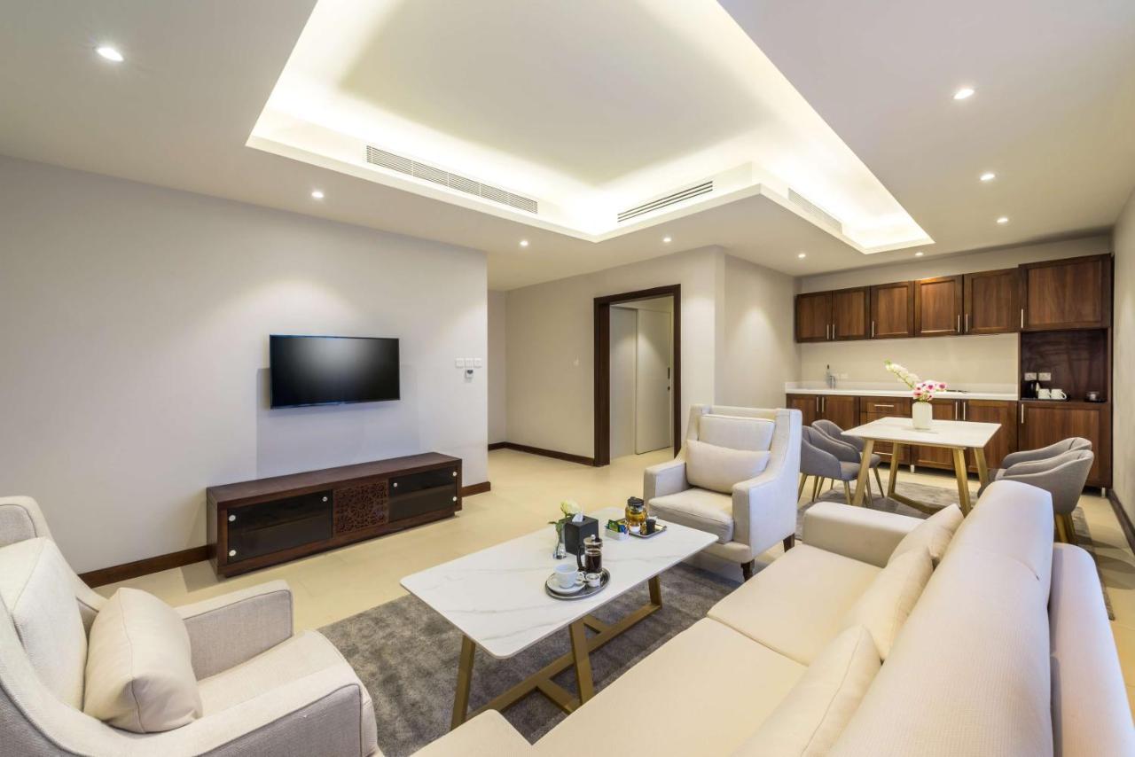 Best Western Plus Al Qurayyat City Center 외부 사진