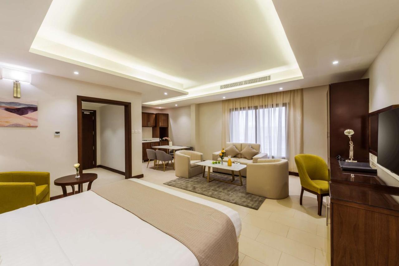 Best Western Plus Al Qurayyat City Center 외부 사진