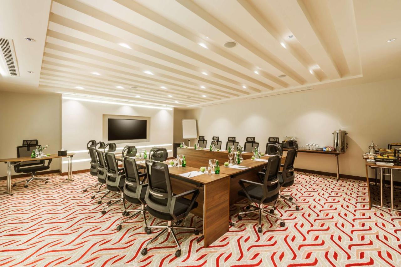 Best Western Plus Al Qurayyat City Center 외부 사진