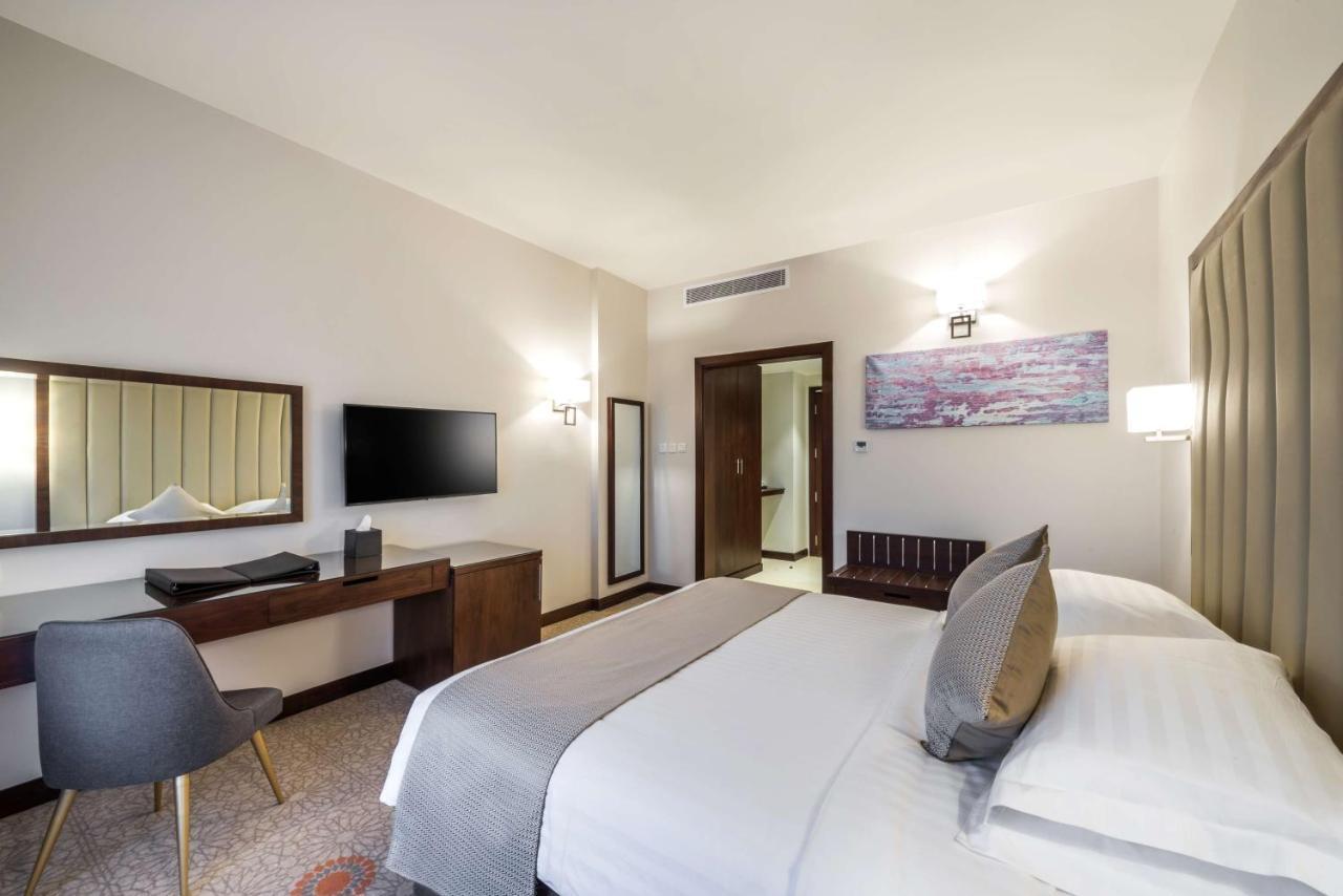 Best Western Plus Al Qurayyat City Center 외부 사진